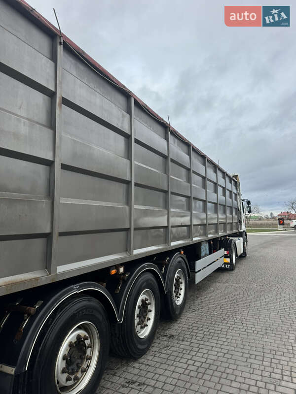 Тягач Renault Premium 2012 в Одессе