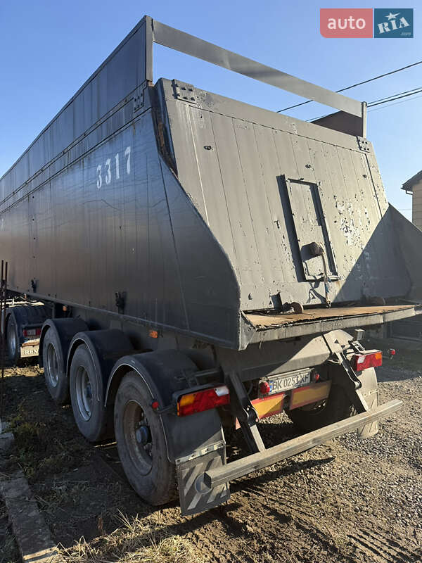 Самоскид Renault Premium 2011 в Львові