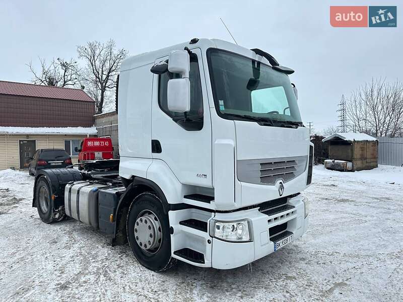 Renault Premium 2012