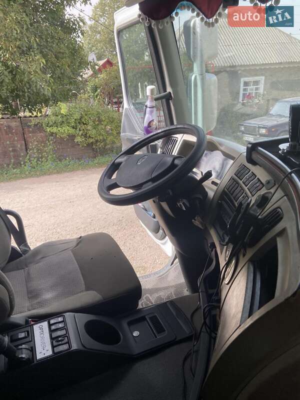 Тягач Renault Premium 2011 в Помошной