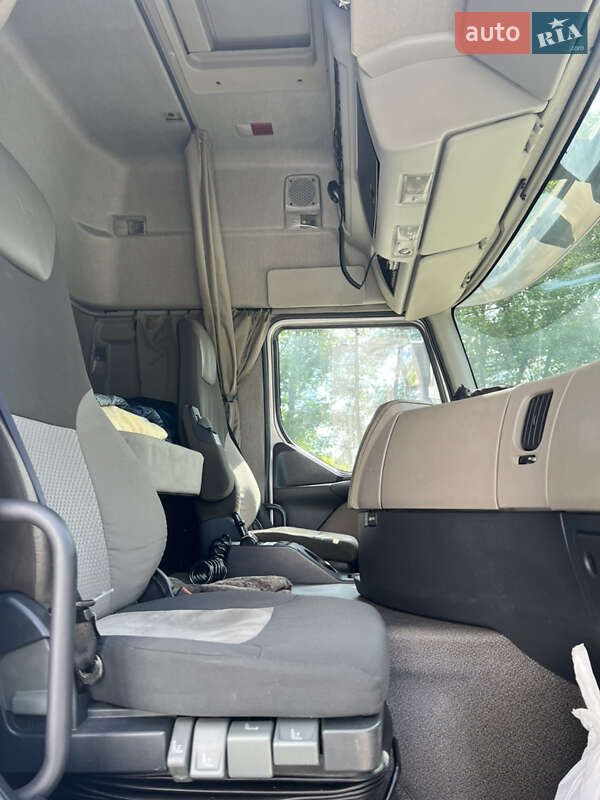 Тягач Renault Premium 2012 в Ивано-Франковске