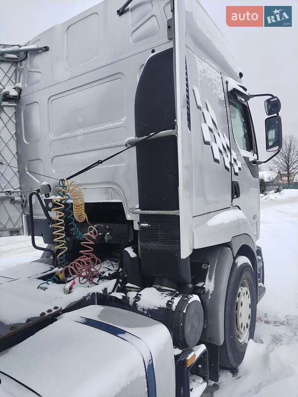 Тягач Renault Premium 2005 в Києві фото 2 Тягач Renault Premium 2005 в Києві