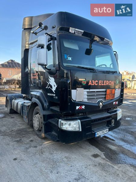 Тягач Renault Premium 2012 в Ужгороде