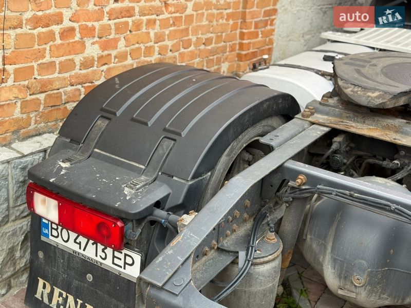 Тягач Renault Premium 2010 в Вишневце