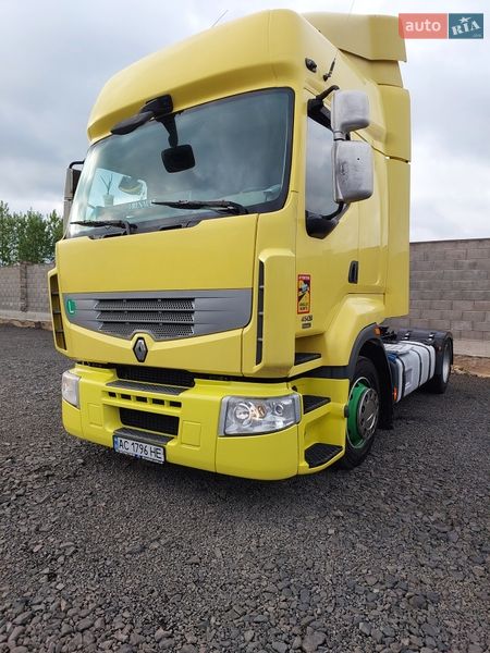Тягач Renault Premium 2008 в Луцьку