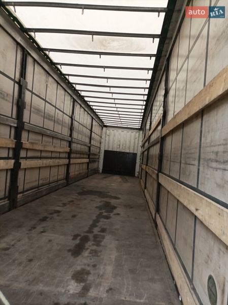 Тягач Renault Premium 2012 в Новояворівську