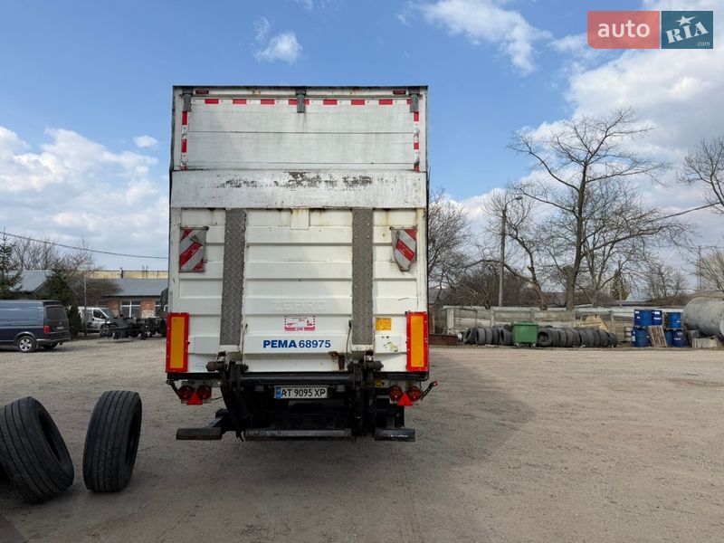 Тягач Renault Premium 2011 в Ивано-Франковске