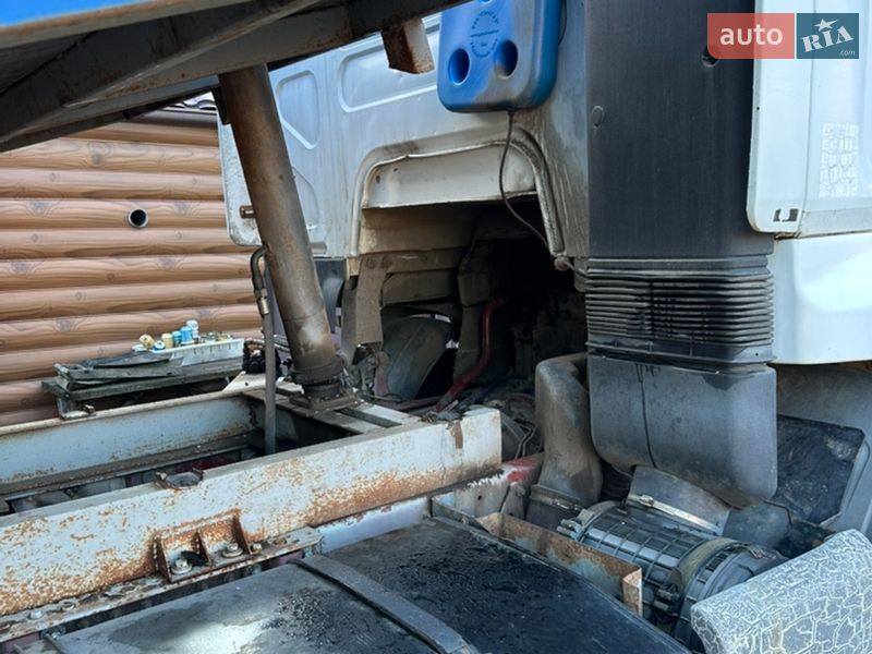 Самоскид Renault Premium 1998 в Богодухіву