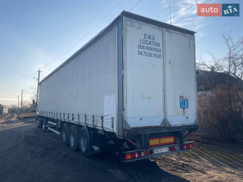 Тягач Renault Premium 2004 в Губинихи