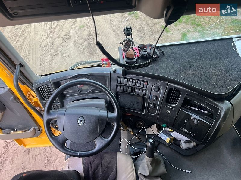 Тягач Renault Premium 2008 в Буске