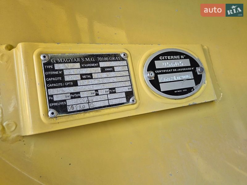 Бензовоз Renault Premium 2009 в Ладижині