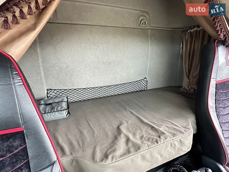 Тягач Renault Premium 2011 в Києві