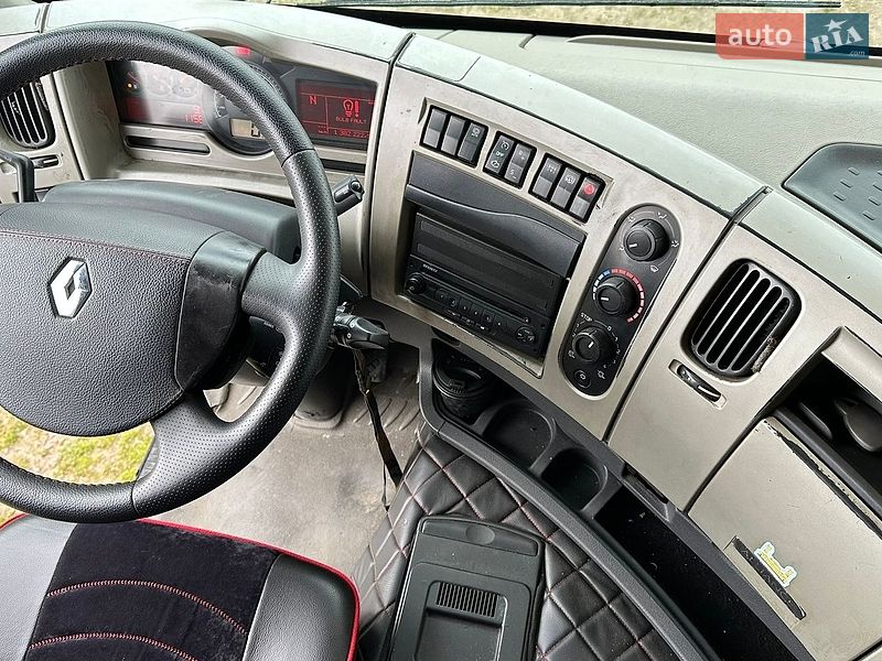 Тягач Renault Premium 2011 в Києві