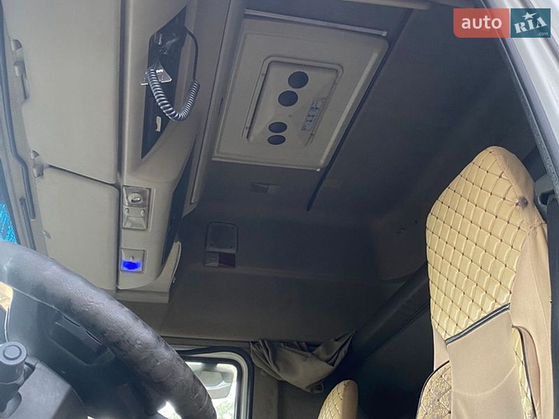 Тягач Renault Premium 2010 в Дніпрі