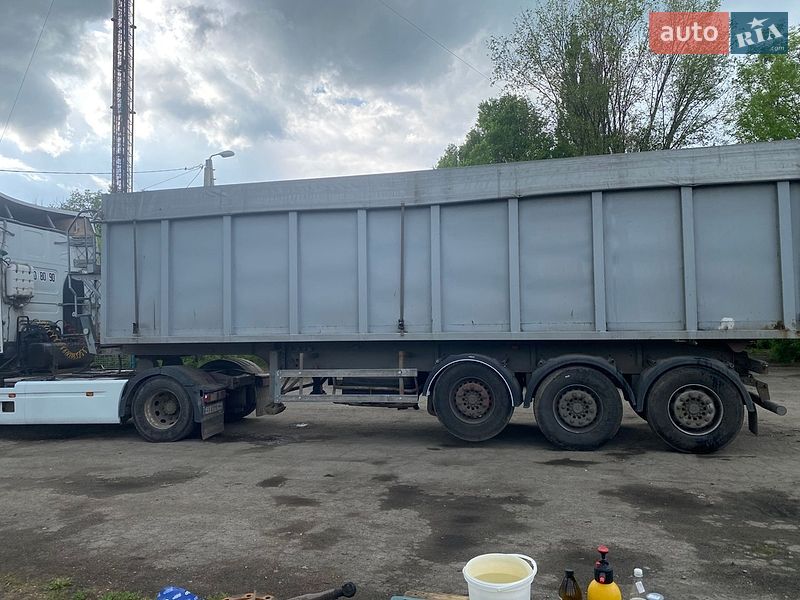 Тягач Renault Premium 2010 в Дніпрі