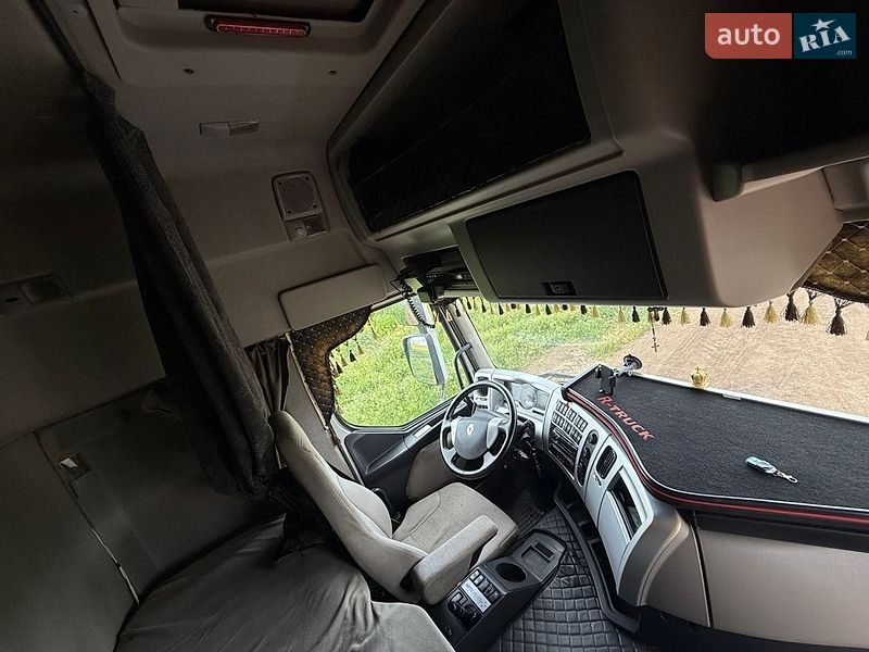 Тягач Renault Premium 2008 в Бобринце