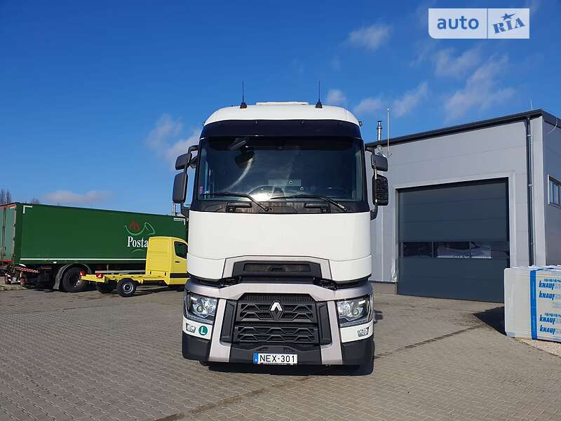 Тягач Renault Range T/T-Series  2015 в Киеве