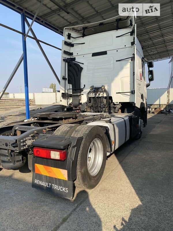 Тягач Renault Range T/T-Series  2014 в Ужгороді