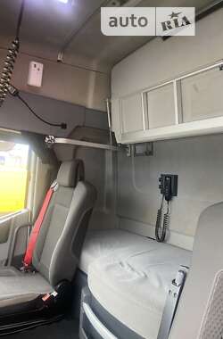 Тягач Renault Range T/T-Series  2015 в 