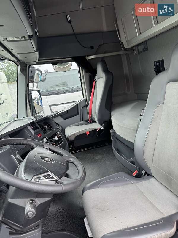 Тягач Renault Range T/T-Series  2016 в Владимире