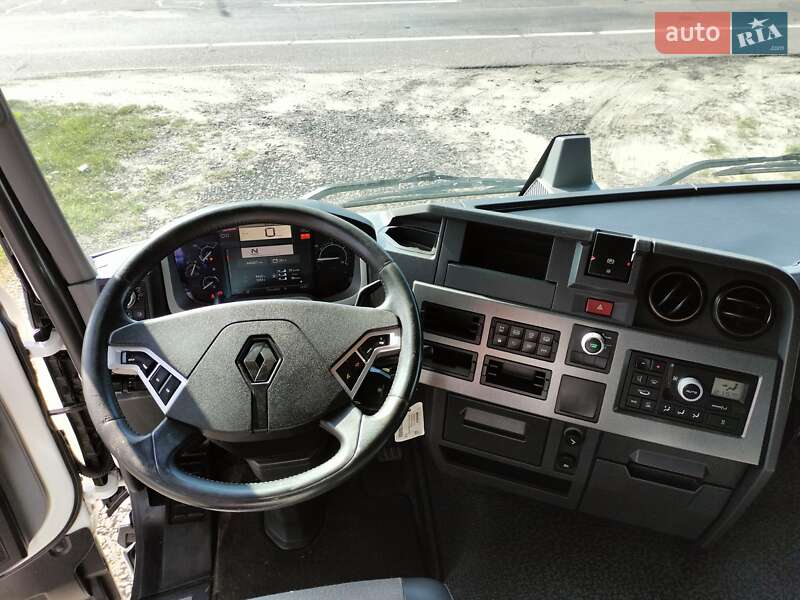 Тягач Renault Range T/T-Series  2015 в Луцке