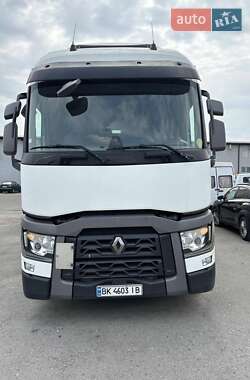 Тягач Renault Range T/T-Series  2015 в Києві