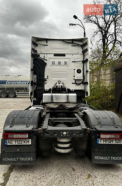 Тягач Renault Range T/T-Series  2014 в 
