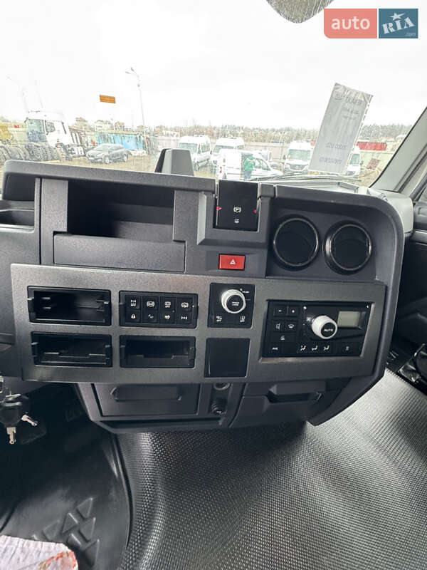 Тягач Renault Range T/T-Series  2015 в Києві