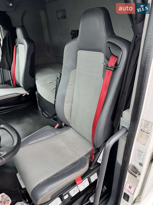 Тягач Renault Range T/T-Series  2015 в Києві