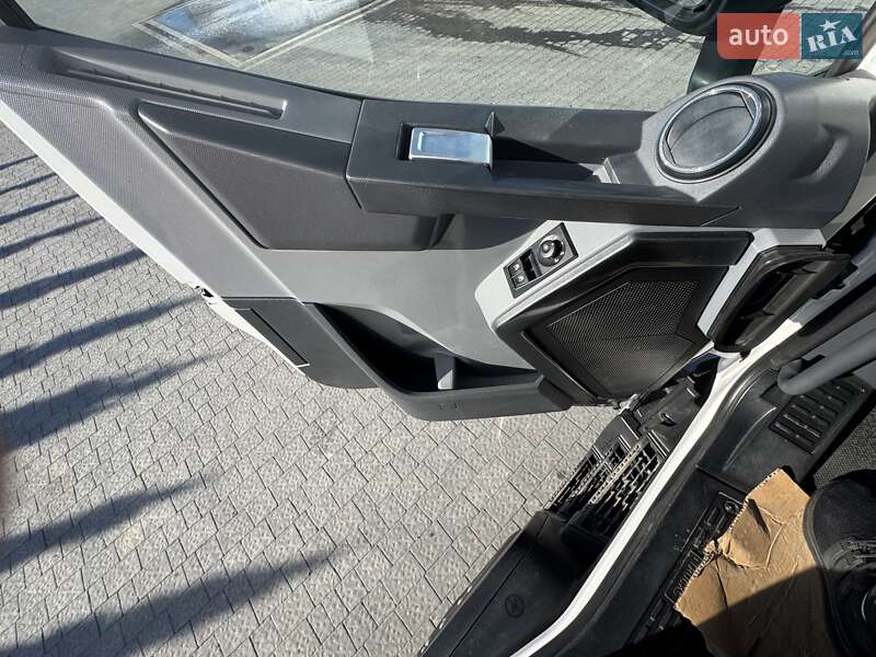 Тягач Renault Range T/T-Series  2016 в Надвірній