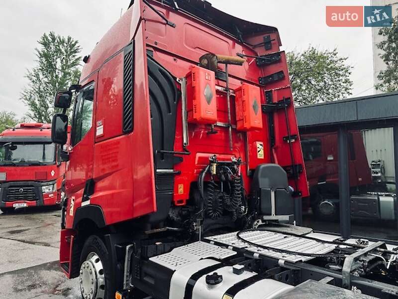 Тягач Renault Range T/T-Series  2017 в Киеве
