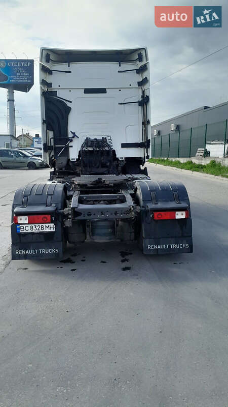 Тягач Renault Range T/T-Series  2015 в Львові