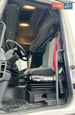 Контейнеровоз Renault Range T/T-Series  2021 в 