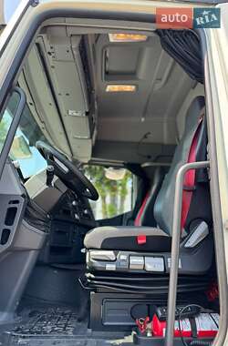 Тягач Renault Range T/T-Series  2015 в 