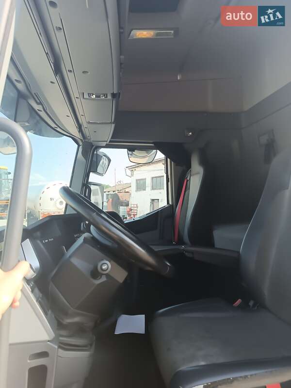 Тягач Renault Range T/T-Series  2016 в Житомирі