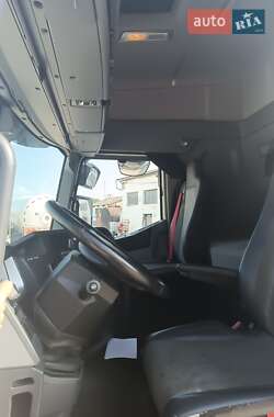 Тягач Renault Range T/T-Series  2016 в 