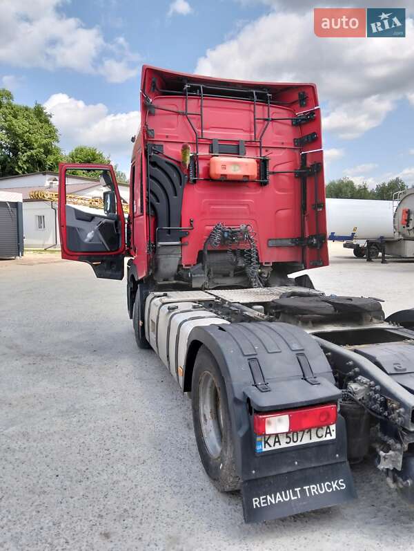 Тягач Renault Range T/T-Series  2015 в Житомирі