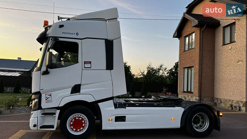Тягач Renault Range T/T-Series  2015 в Тернополі