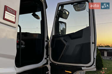 Тягач Renault Range T/T-Series  2015 в 