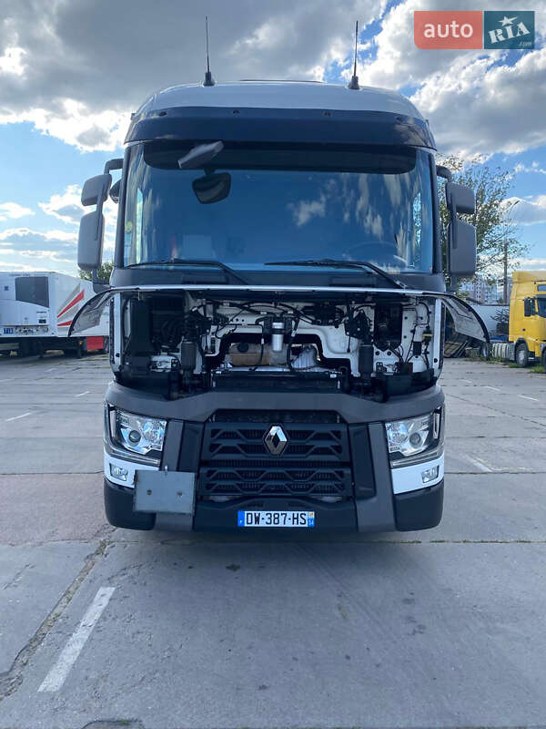 Тягач Renault Range T/T-Series  2015 в Києві