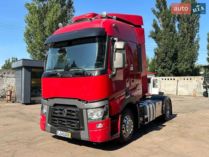 Тягач Renault Range T/T-Series  2017 в Киеве