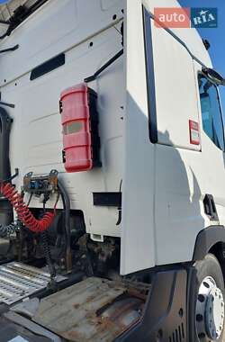 Тягач Renault Range T/T-Series  2014 в 