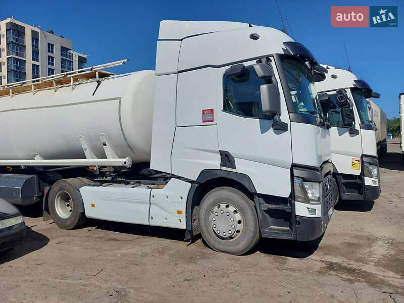 Тягач Renault Range T/T-Series  2014 в Рівному