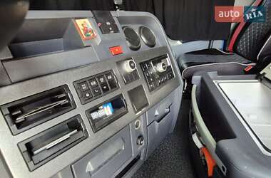 Тягач Renault Range T/T-Series  2014 в 