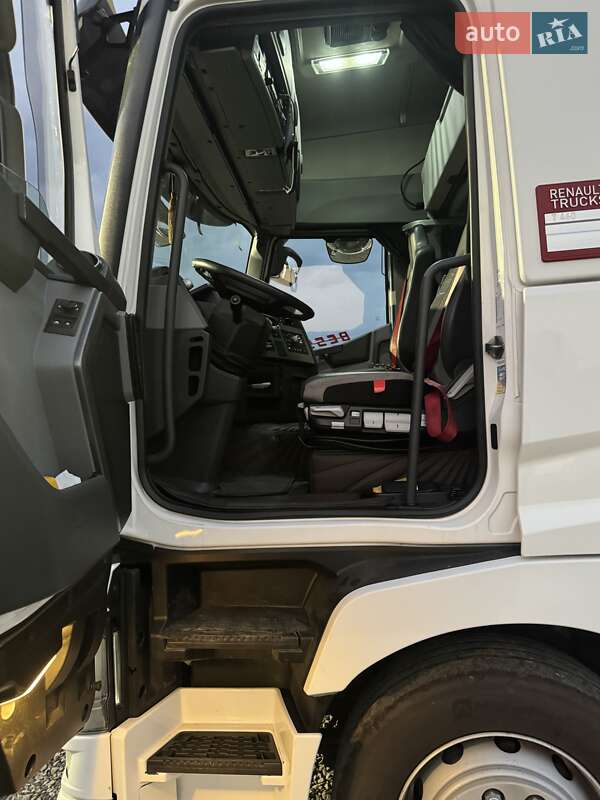Інші вантажівки Renault Range T/T-Series  2015 в Ужгороді