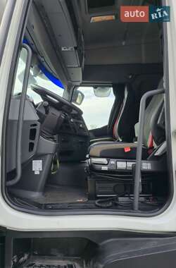 Тягач Renault Range T/T-Series  2015 в 