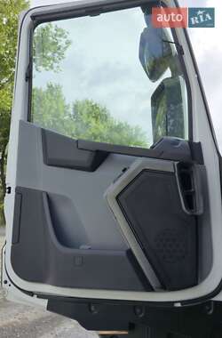 Тягач Renault Range T/T-Series  2015 в 