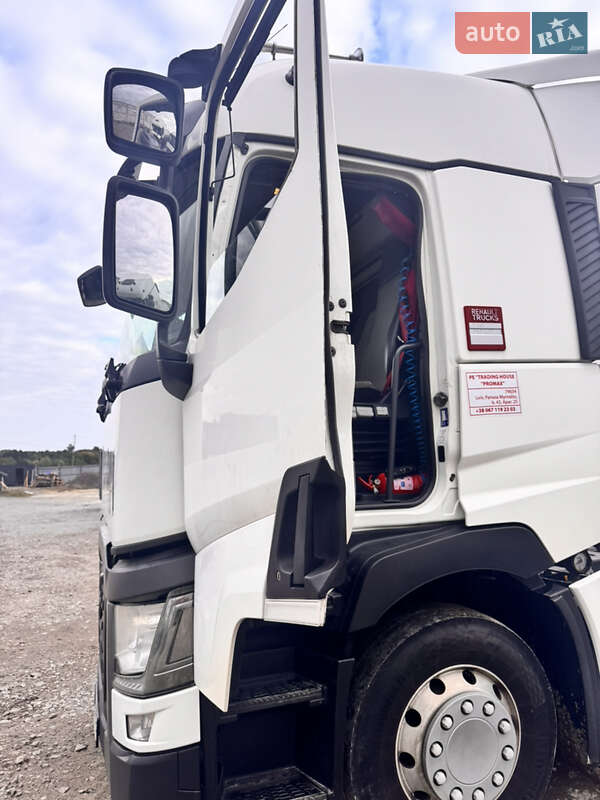 Тягач Renault Range T/T-Series  2014 в Львові