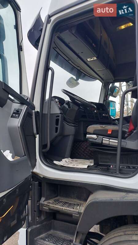 Тягач Renault Range T/T-Series  2014 в Ровно