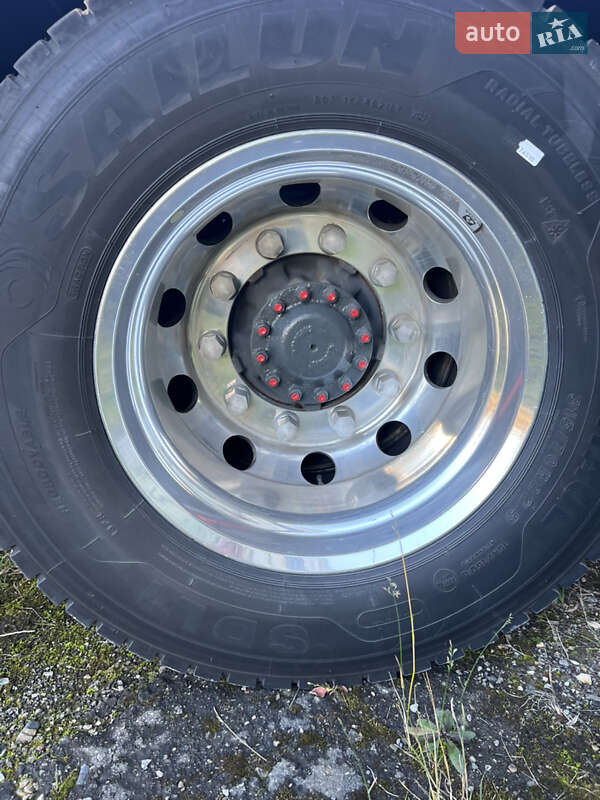 Тягач Renault Range T/T-Series  2014 в Ивано-Франковске